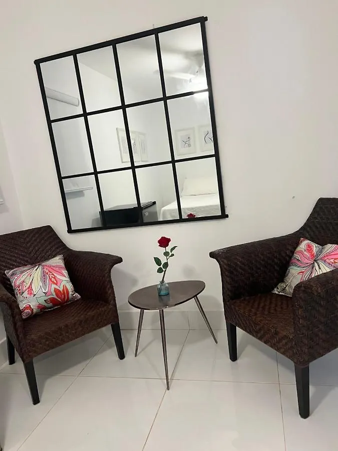 Отель Casa Rosada Beach Front Мано-Хуан