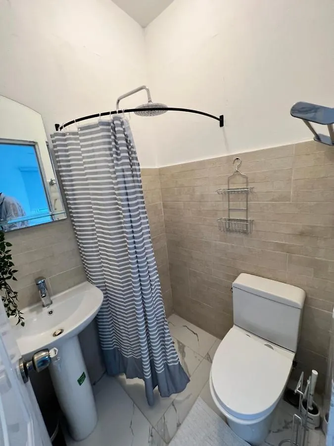 Casa Rosada Beach Front Мано-Хуан Отель