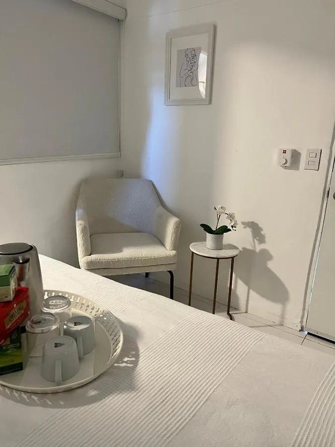 Casa Rosada Beach Front Мано-Хуан Отель