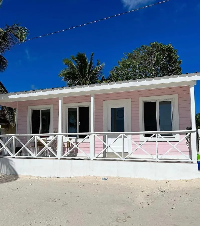 Hotel Casa Rosada Beach Front Mano Juan